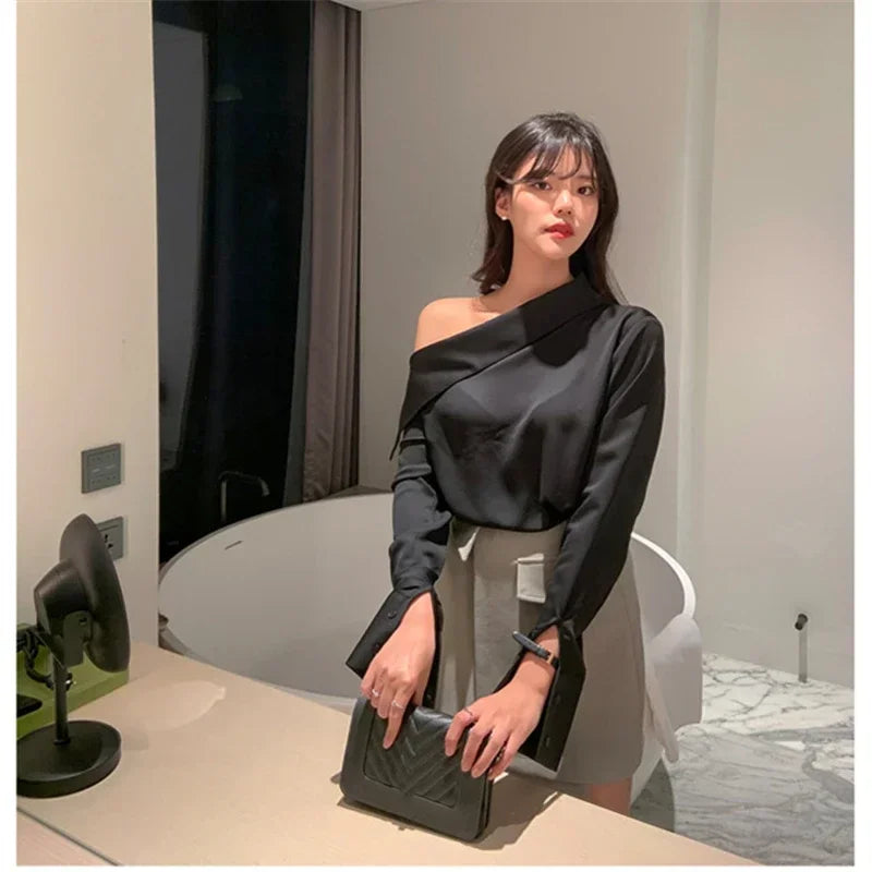 Elegant Women Sexy Korean One Black Top Spring Summer Leisure Versatile Women's Off The Shoulder Long Sleeved White Blouses